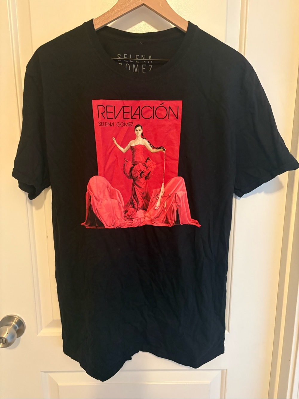 Selena Gomez Black Tee with Red Revelación Graphic